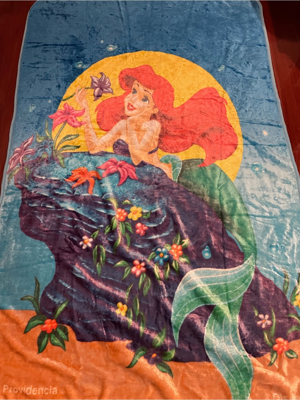 Twin size vintage little mermaid blanket